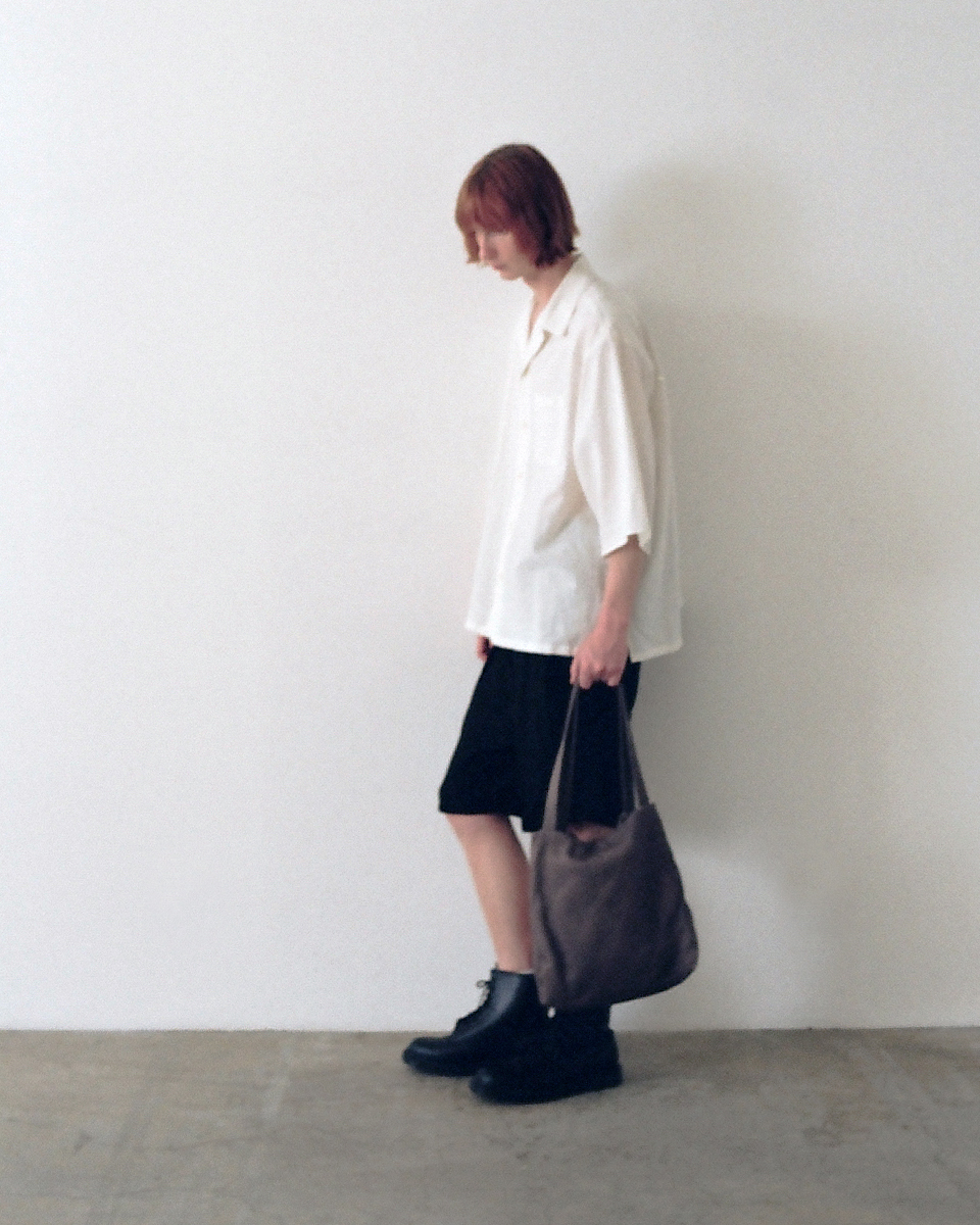 Soft gray deer leather shoulder tote bag with minimalist design