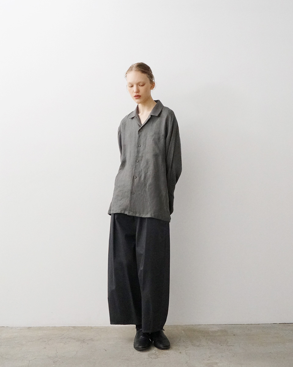 VU タックワイドクロップドパンツ フィンクスコットン ブラック