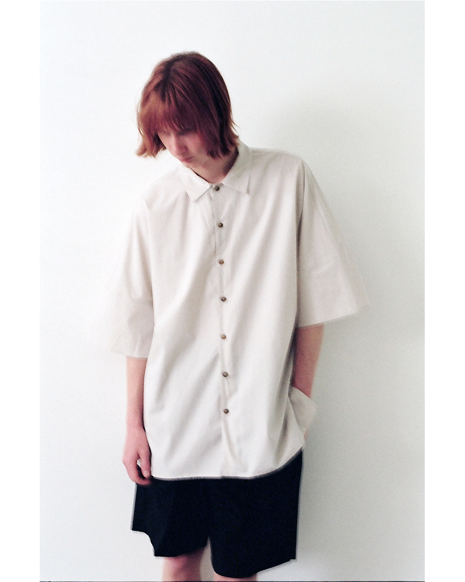 VU dolman shirt in Finx cotton off beige wide silhouette 7 length sleeve vu-sht-006